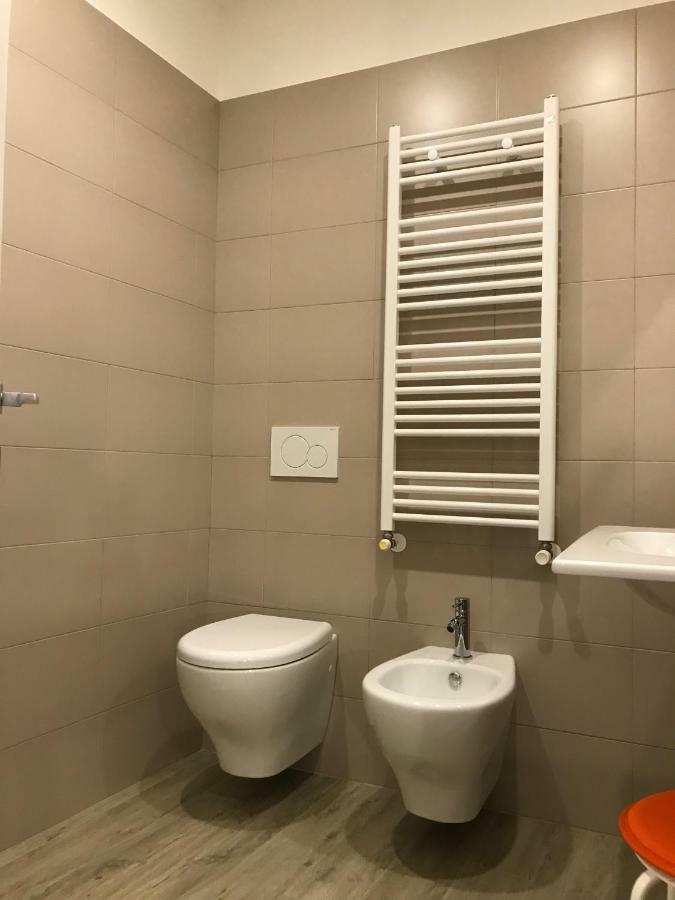 הוילה A Matera "Sotto I Pini" מראה חיצוני תמונה