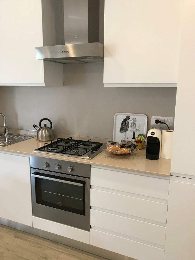 הוילה A Matera "Sotto I Pini" מראה חיצוני תמונה