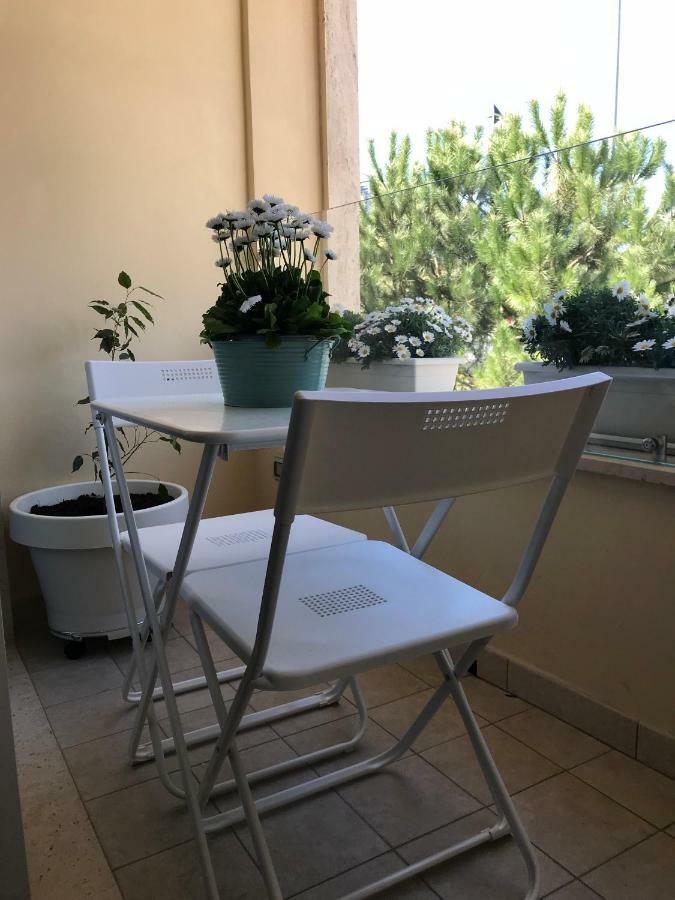 הוילה A Matera "Sotto I Pini" מראה חיצוני תמונה